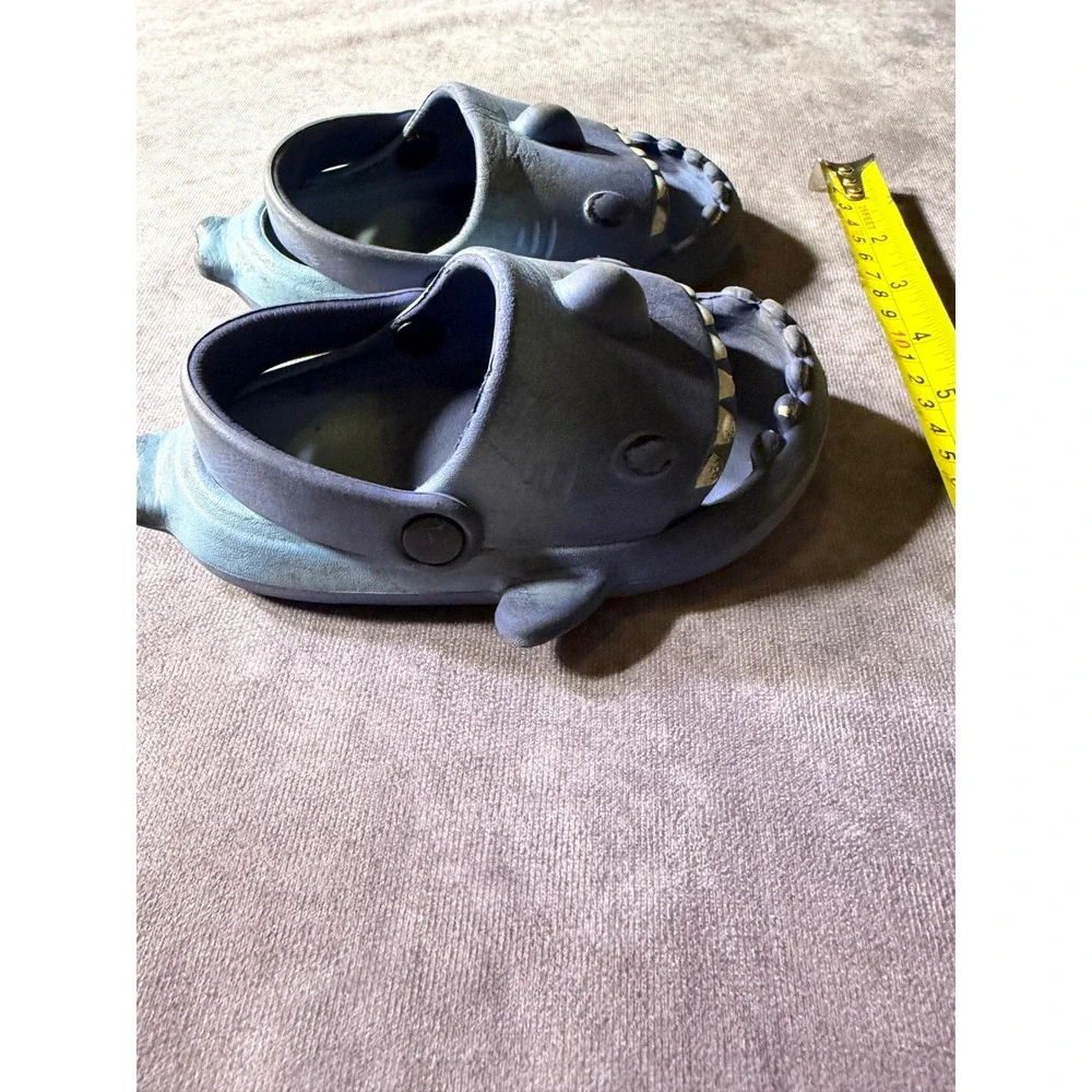 Swiggles Toddler Shark Clogs Blue Slip On Water Shoes Size S 5/6